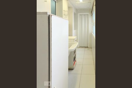 Apartamento para alugar com 90m², 3 quartos e sem vaga Apartamento para alugar com 90m², 3 quartos e sem vagaÁrea de serviço