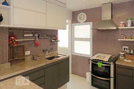 Apartamento para alugar com 90m², 3 quartos e sem vaga Apartamento para alugar com 90m², 3 quartos e sem vagaCozinha