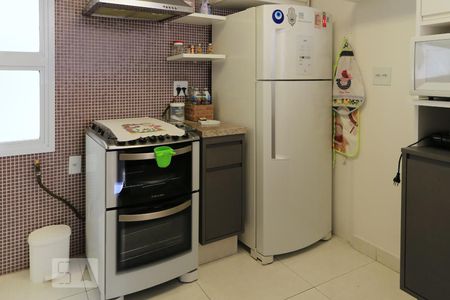 Apartamento para alugar com 90m², 3 quartos e sem vaga Apartamento para alugar com 90m², 3 quartos e sem vagaCozinha