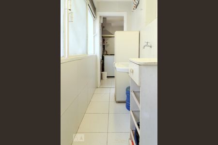 Apartamento para alugar com 90m², 3 quartos e sem vaga Apartamento para alugar com 90m², 3 quartos e sem vagaÁrea de serviço