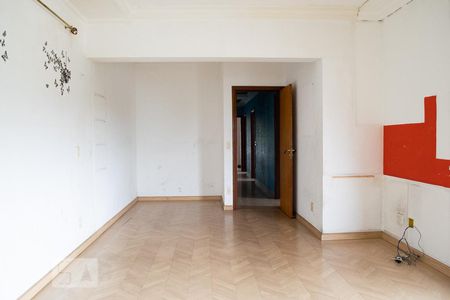Apartamento à venda com 250m², 5 quartos e 4 vagasQUARTO 5 SUITE