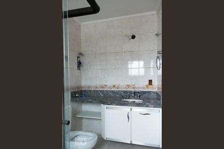 Apartamento à venda com 250m², 5 quartos e 4 vagasBANHEIRO QUARTO 4