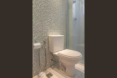 Banheiro de apartamento para alugar com 3 quartos, 80m² em Sagrada Família, Belo Horizonte