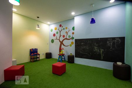 Apartamento à venda com 110m², 3 quartos e 2 vagas Apartamento à venda com 110m², 3 quartos e 2 vagasÁrea Comum