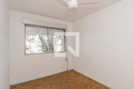 Quarto 1 de apartamento para alugar com 3 quartos, 63m² em Santo Antônio, Porto Alegre