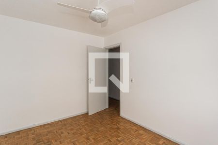 Quarto 2 de apartamento para alugar com 3 quartos, 63m² em Santo Antônio, Porto Alegre