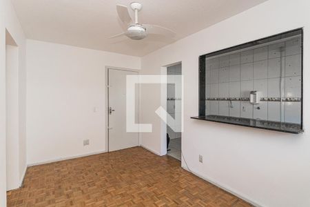 Sala de apartamento para alugar com 3 quartos, 63m² em Santo Antônio, Porto Alegre