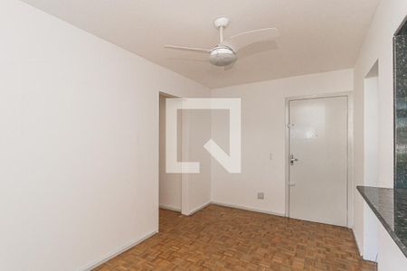 Sala de apartamento para alugar com 3 quartos, 63m² em Santo Antônio, Porto Alegre