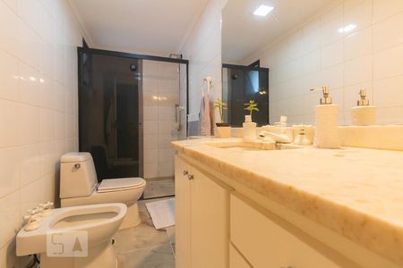 Banheiro de apartamento para alugar com 4 quartos, 145m² em Vila Congonhas, São Paulo