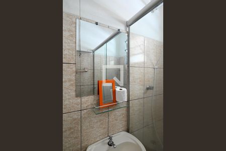 Casa à venda com 25m², 1 quarto e 1 vaga Casa à venda com 25m², 1 quarto e 1 vagaBanheiro