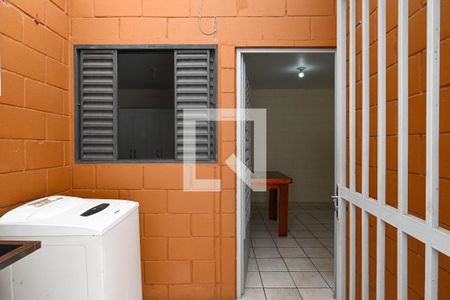 Casa à venda com 25m², 1 quarto e 1 vaga Casa à venda com 25m², 1 quarto e 1 vagaArea de Serviço