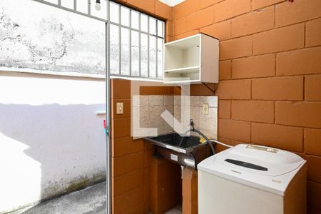 Casa à venda com 25m², 1 quarto e 1 vaga Casa à venda com 25m², 1 quarto e 1 vagaArea de Serviço