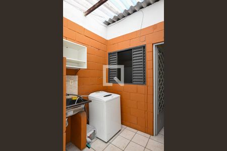 Casa à venda com 25m², 1 quarto e 1 vaga Casa à venda com 25m², 1 quarto e 1 vagaArea de Serviço