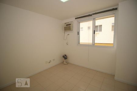Apartamento à venda com 89m², 2 quartos e 1 vagaQuarto