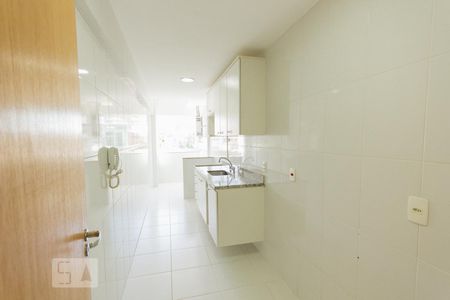 Apartamento para alugar com 90m², 2 quartos e 1 vagaCozinha e Área de Serviço