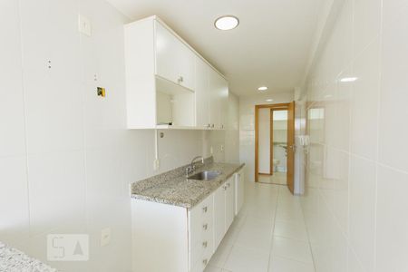 Apartamento para alugar com 90m², 2 quartos e 1 vagaCozinha e Área de Serviço
