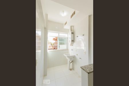 Apartamento para alugar com 90m², 2 quartos e 1 vagaCozinha e Área de Serviço