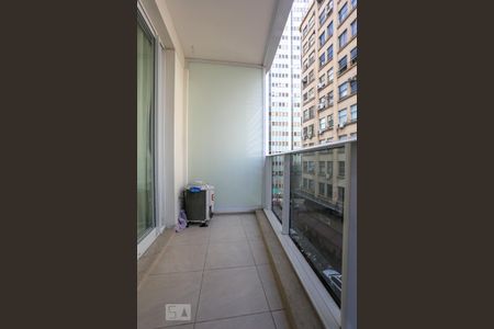 Varanda de kitnet/studio à venda com 1 quarto, 23m² em Centro, São Paulo