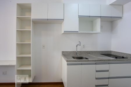 Cozinha de kitnet/studio à venda com 1 quarto, 23m² em Centro, São Paulo