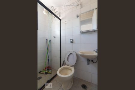 Apartamento à venda com 240m², 3 quartos e 3 vagas Apartamento à venda com 240m², 3 quartos e 3 vagasBanheiro - Área de Serviço