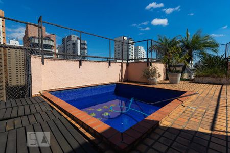 Apartamento à venda com 240m², 3 quartos e 3 vagas Apartamento à venda com 240m², 3 quartos e 3 vagasPiscina - Cobertura
