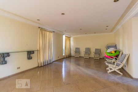 Apartamento à venda com 240m², 3 quartos e 3 vagas Apartamento à venda com 240m², 3 quartos e 3 vagasSalão de Festas - Condomínio