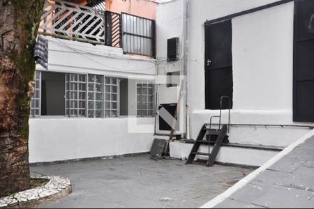 Casa à venda com 171m², 2 quartos e 2 vagasGaragem - Quintal