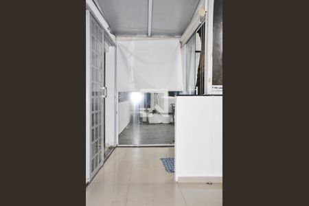 Casa à venda com 171m², 2 quartos e 2 vagasHall de entrada