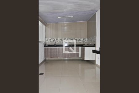 Casa à venda com 171m², 2 quartos e 2 vagasCozinha - Armários