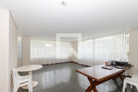 Apartamento para alugar com 108m², 3 quartos e 1 vagaÁrea comum