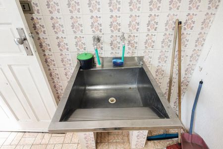 Casa para alugar com 120m², 2 quartos e 1 vagaÁrea de serviço 