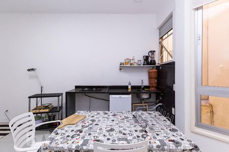 Sala/Cozinha de apartamento para alugar com 1 quarto, 41m² em Catete, Rio de Janeiro