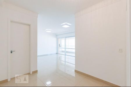 Sala de apartamento para alugar com 3 quartos, 119m² em Novo Taquaral, Campinas