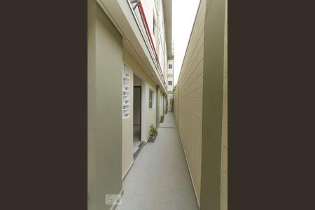 Corredor de apartamento para alugar com 1 quarto, 40m² em Vila do Encontro, São Paulo