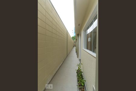 Corredor de apartamento para alugar com 1 quarto, 40m² em Vila do Encontro, São Paulo