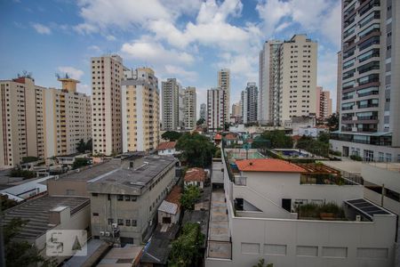 Apartamento para alugar com 69m², 2 quartos e 1 vagaVista