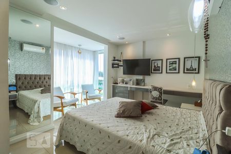 Apartamento à venda com 168m², 3 quartos e 2 vagas Apartamento à venda com 168m², 3 quartos e 2 vagasQuarto 3 - Suíte