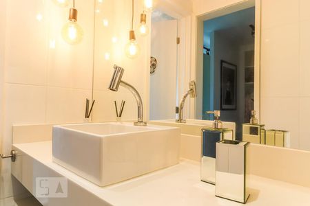 Apartamento à venda com 168m², 3 quartos e 2 vagas Apartamento à venda com 168m², 3 quartos e 2 vagasBanheiro Quarto 2 - Suíte