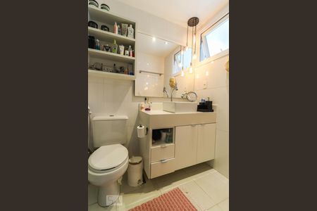 Apartamento à venda com 168m², 3 quartos e 2 vagas Apartamento à venda com 168m², 3 quartos e 2 vagasBanheiro Quarto 3 - Suíte