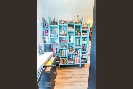 Apartamento à venda com 168m², 3 quartos e 2 vagas Apartamento à venda com 168m², 3 quartos e 2 vagasCloset Quarto 2 - Suíte