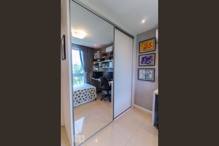 Apartamento à venda com 168m², 3 quartos e 2 vagas Apartamento à venda com 168m², 3 quartos e 2 vagasQuarto 1