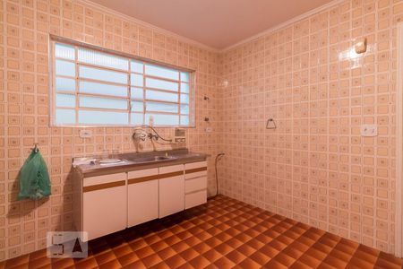 Casa à venda com 180m², 3 quartos e 2 vagasCozinha 
