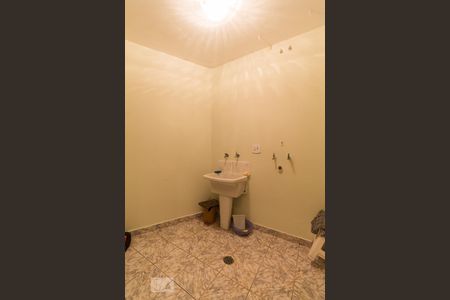 Casa à venda com 180m², 3 quartos e 2 vagasÁrea de serviço