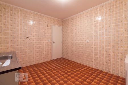 Casa à venda com 180m², 3 quartos e 2 vagasCozinha 