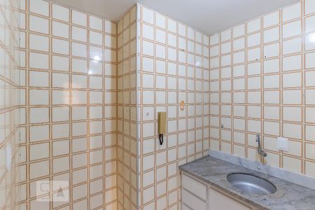 Cozinha de apartamento à venda com 1 quarto, 39m² em Centro, Campinas