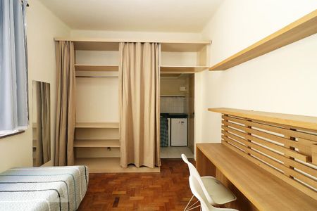Dormitório. de kitnet/studio para alugar com 1 quarto, 25m² em Copacabana, Rio de Janeiro