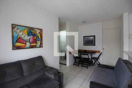 Sala de apartamento para alugar com 2 quartos, 46m² em Taquara, Rio de Janeiro