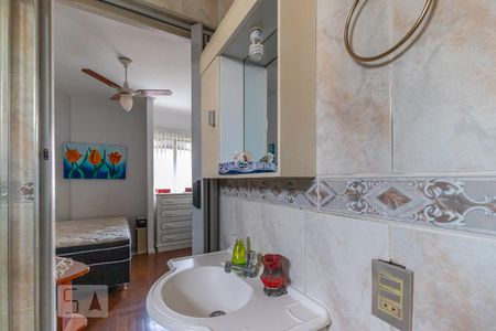 Banheiro da suíte de apartamento para alugar com 3 quartos, 80m² em Jardim Proença, Campinas