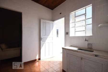 Cozinha de apartamento para alugar com 2 quartos, 70m² em Jardim Monte Kemel, São Paulo