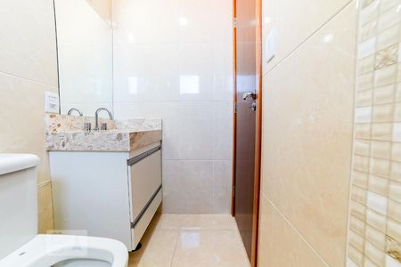Banheiro da Suíte 1 de casa de condomínio para alugar com 2 quartos, 60m² em Tucuruvi, São Paulo